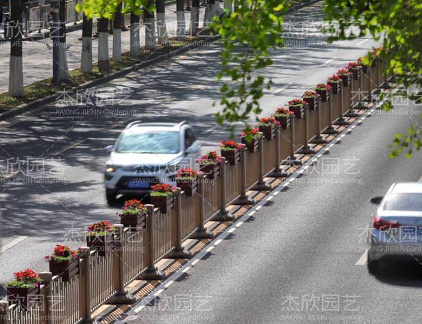 鋁合金花箱的優(yōu)勢有哪些？