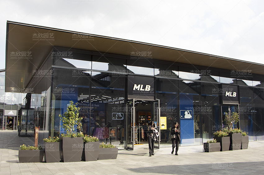 商業(yè)街花箱黑色大氣花箱定制花箱