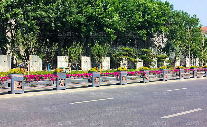 花箱在城市道路綠化中的作用有多少？